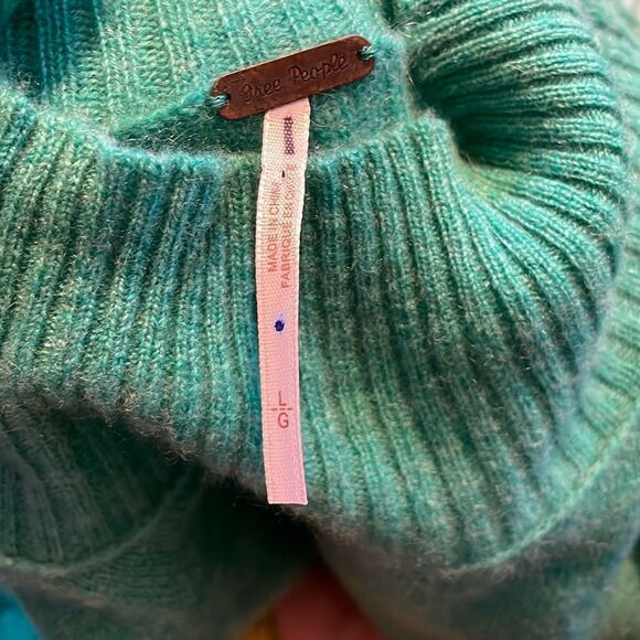 Free People Aubrey Cashmere Turtleneck Sweater Green L - Picture 5 of 9
